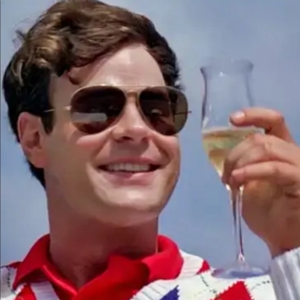 Meet your Posher, Lewis Winthorpe